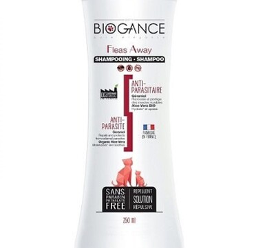 FLEAS AWAY репелентен шампоан за котки BIOGANCE